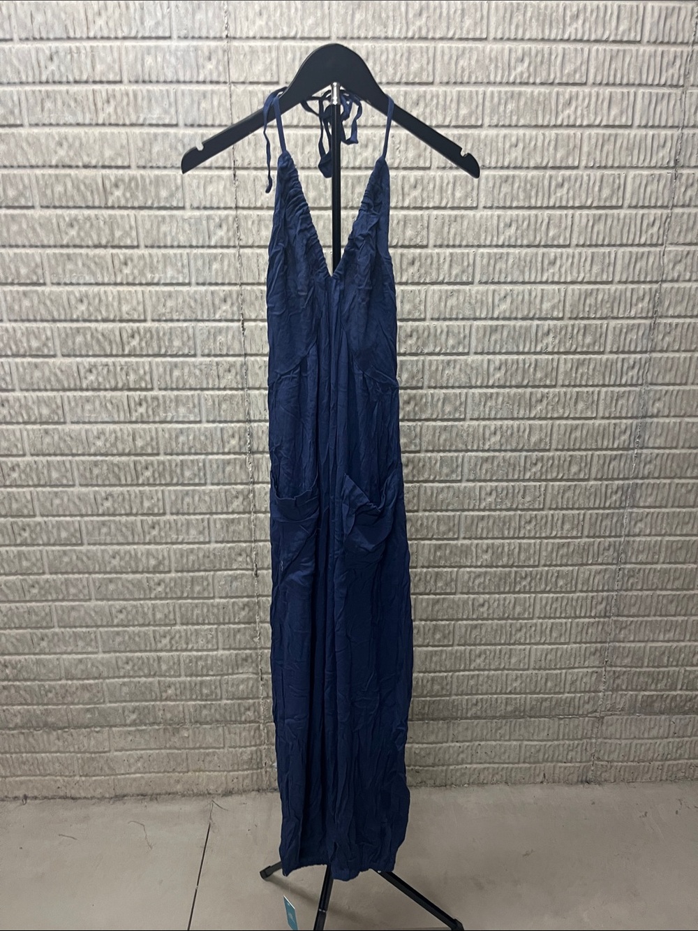 Cupshe Navy V-Neck Halter Maxi Dress
